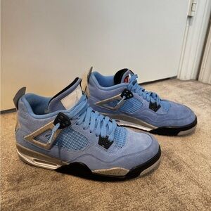 Jordan Blue Sneakers Iconic Design